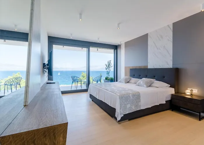 Willa Vitae & Pax Sutivan