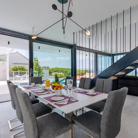 Vila Vitae & Pax Sutivan