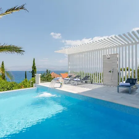 Vitae & Pax Villa *
