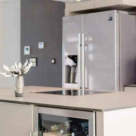 Vila Vitae & Pax Sutivan